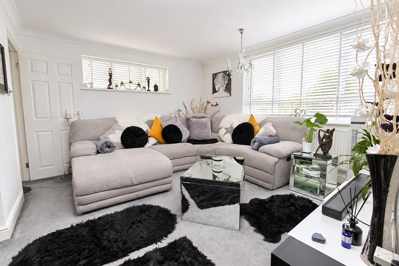 Lennox Gardens, Croydon